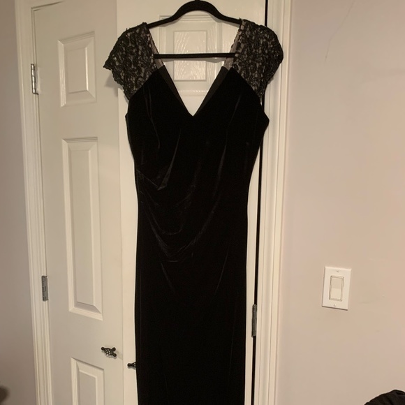 X By Escape Black Velvet Evening Dress - Picture 1 of 1